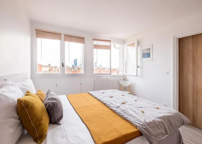 Honore Suite Saint Antoine